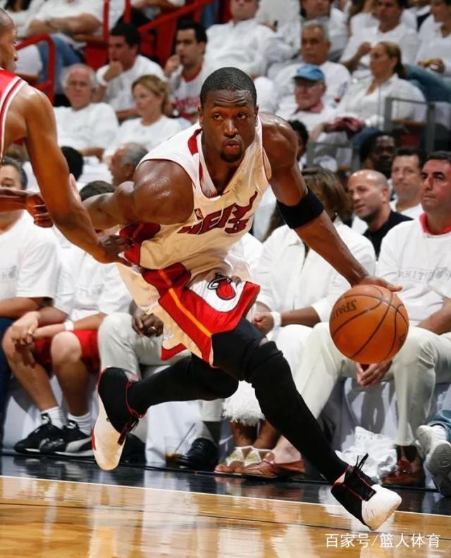 安东尼谈状态回暖：这座城市比曼彻斯特更好，阳光帮助很大.